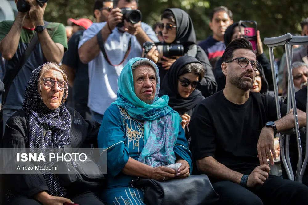 خاکسپاری امید جهان