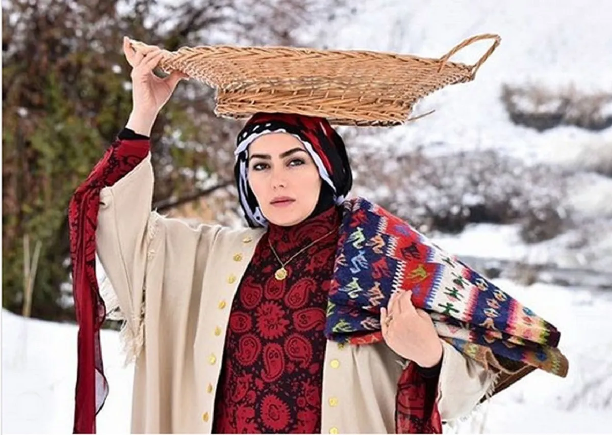 نون خ
