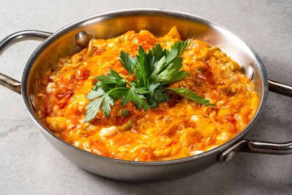 املت قزوینی