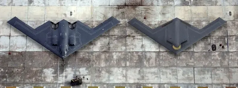 تفاوت بمب‌افکن بی ۲۱ با بمب‌افکن بی ۲ 2