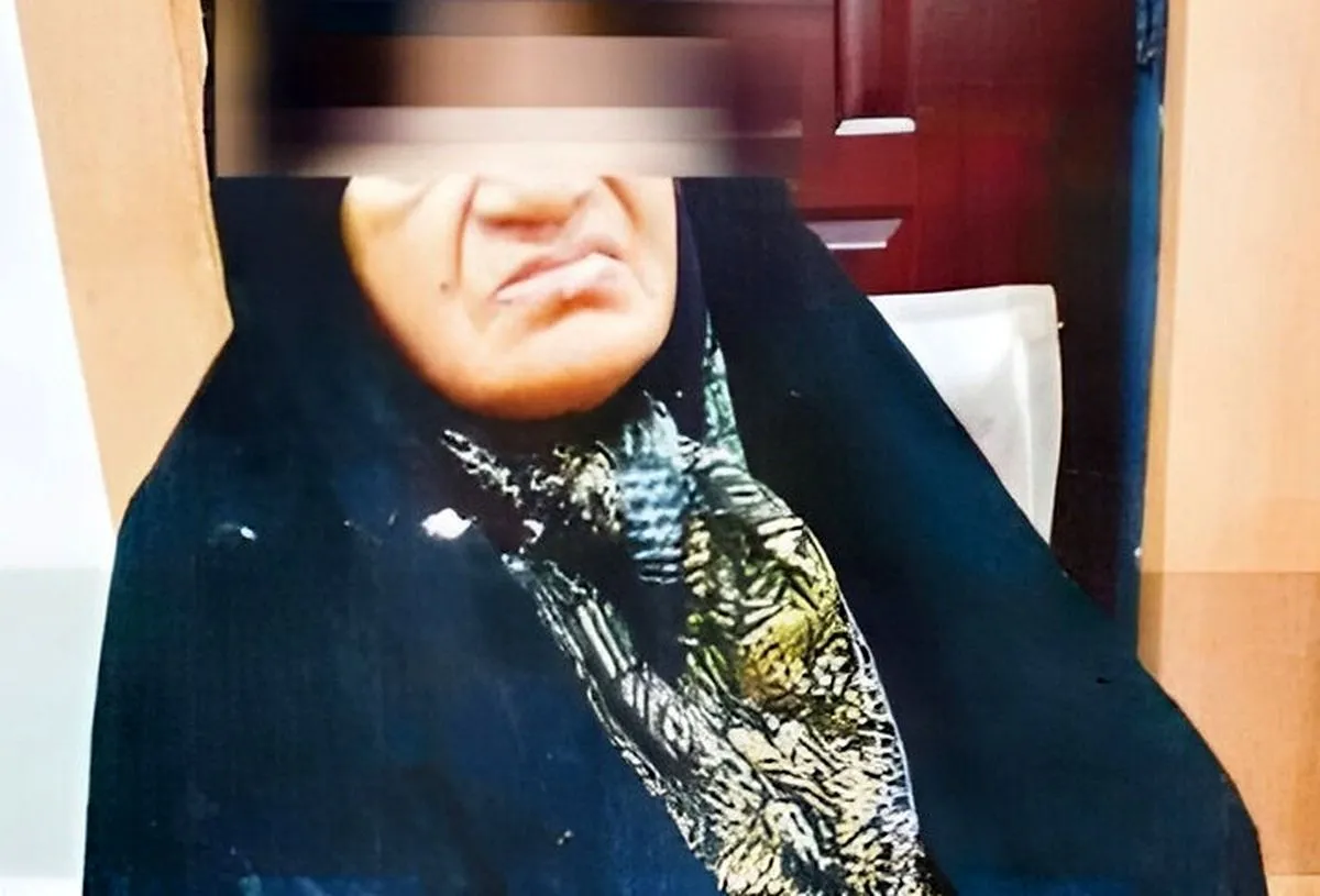 کلثوم اکبری