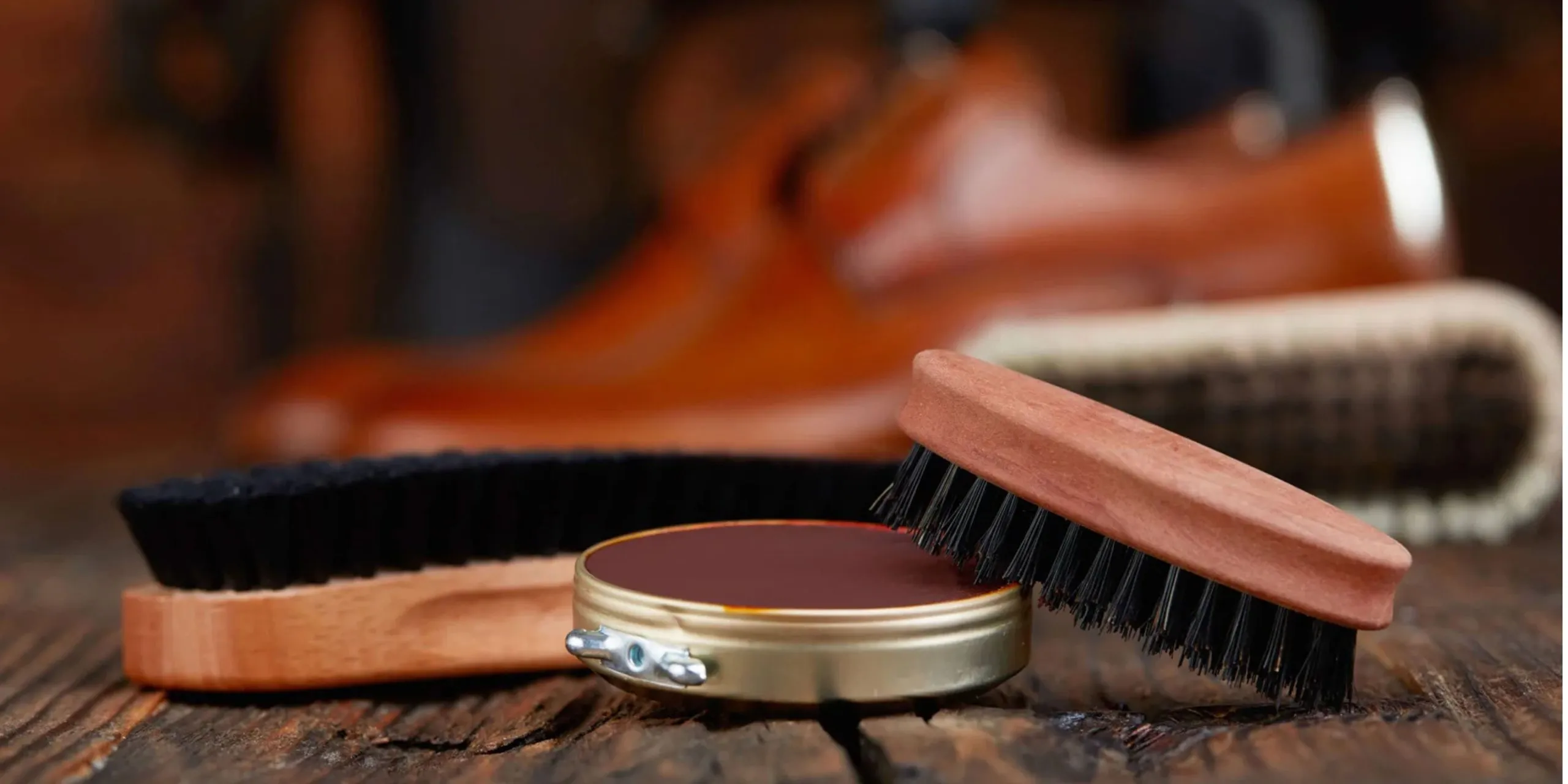 شرایط نگهداری از واکس کفش