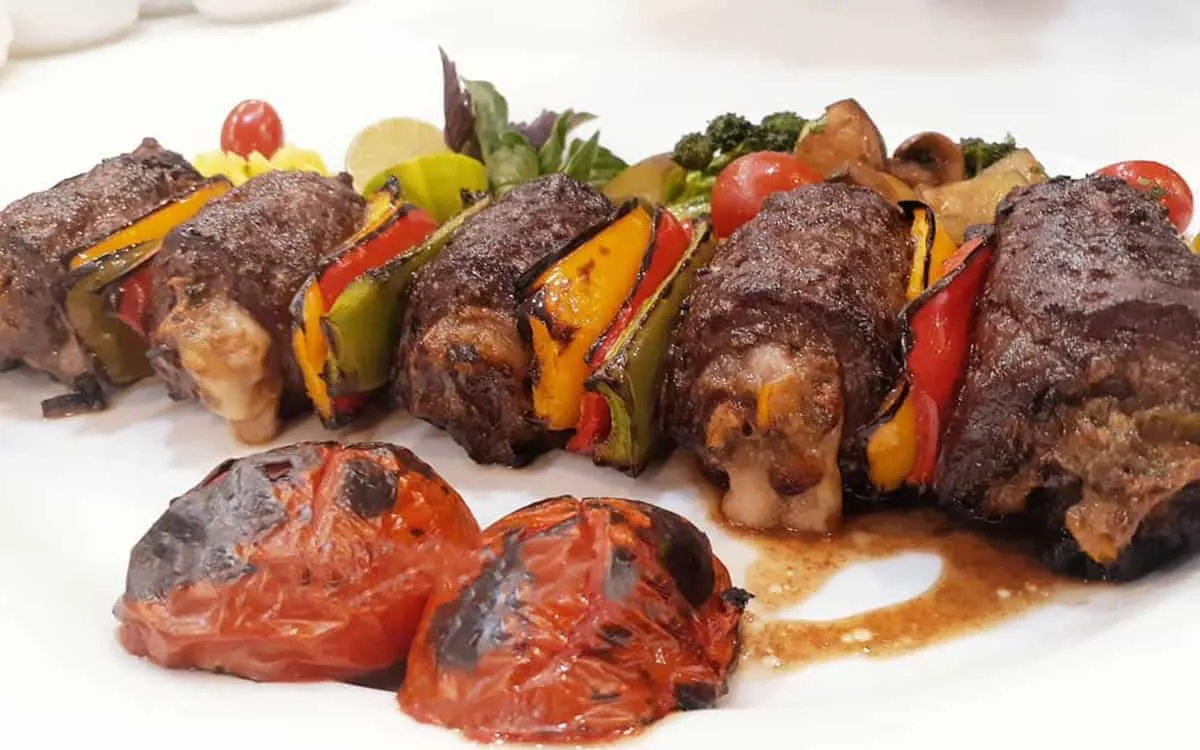 طرز تهیه رولت کباب