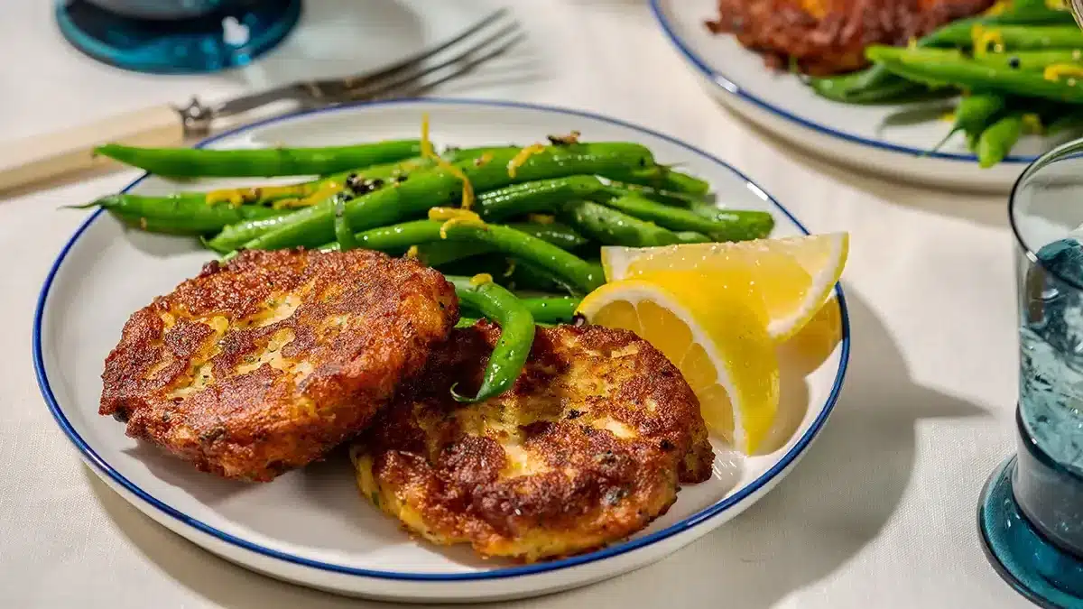 طرز تهیه کتلت لوبیا قرمز ترد و خوشمزه