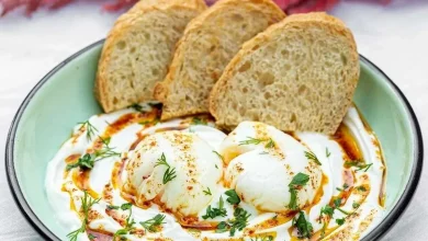 کیک هویج و خرما با کرم دارچینی