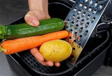 بال مرغ در سرخ کن بدون روغن