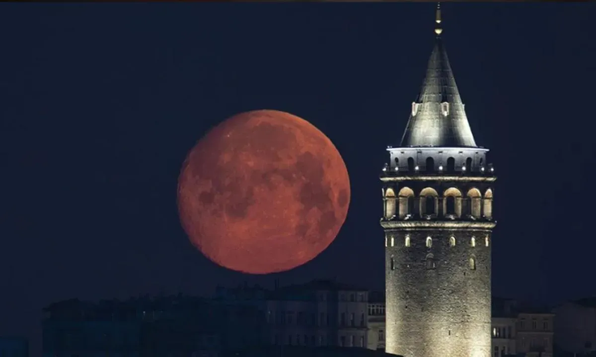 ماه کامل بزرگ