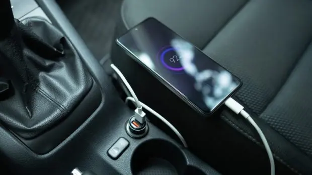 فندکی ماشین