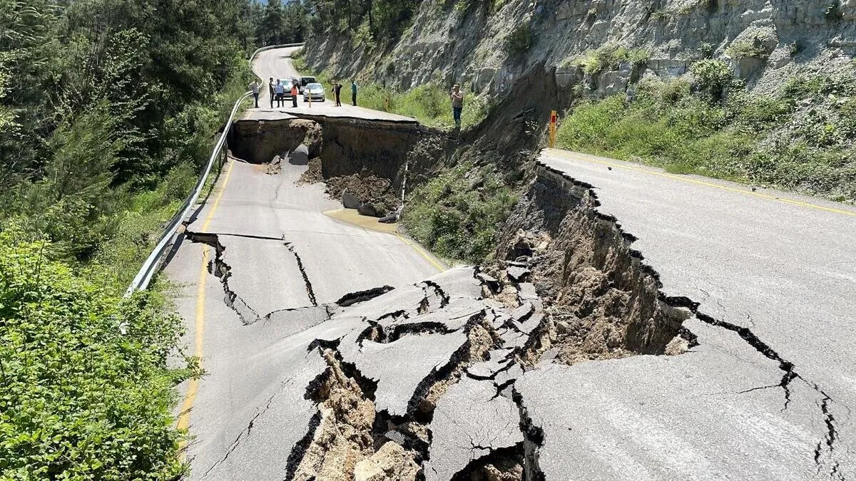 ایران رکورددار فرونشست زمین در دنیا 1 6 1