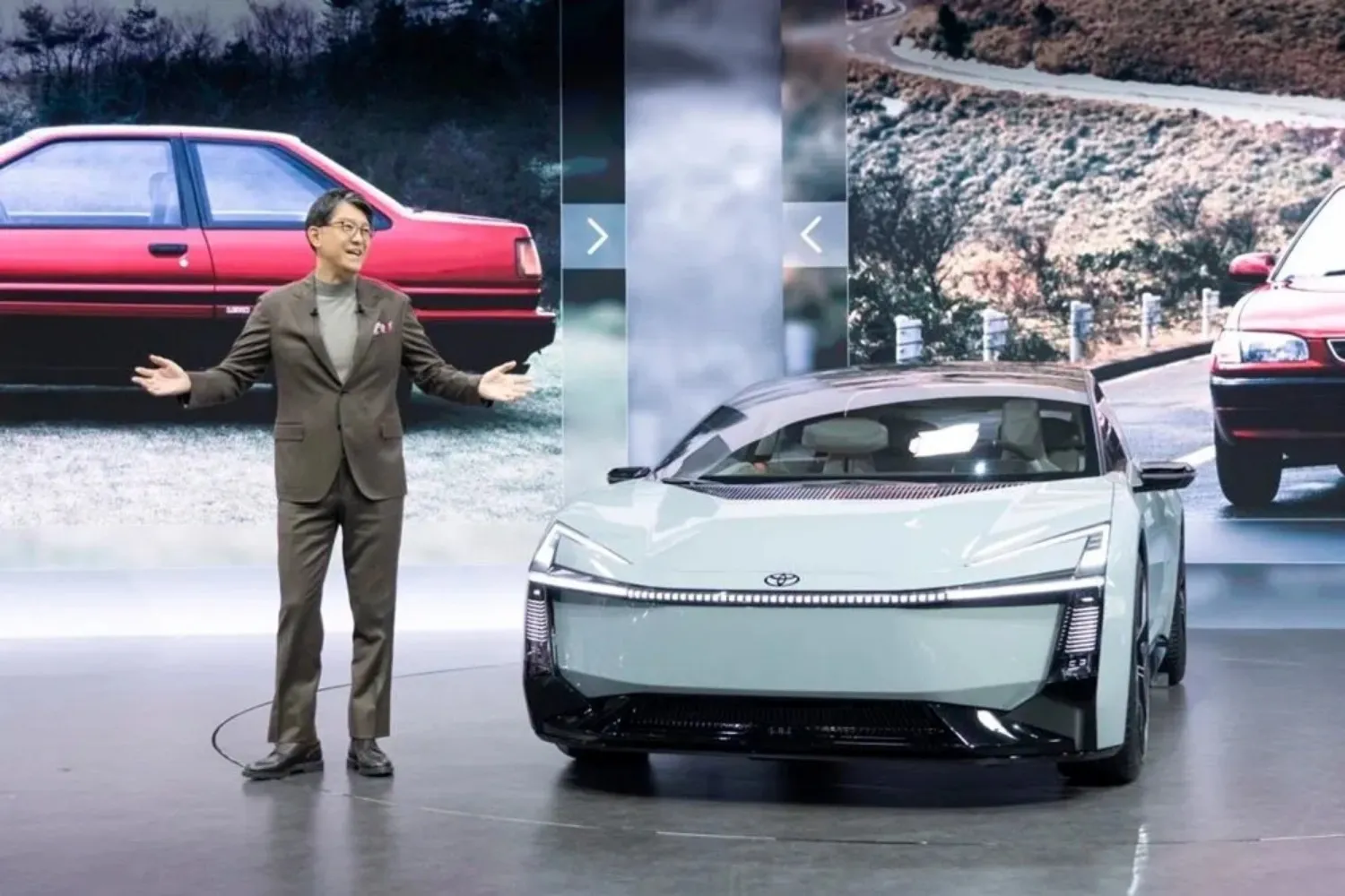 تویوتا کرولا