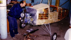 روایت 64 سال مهاجرت، از کارگری در فورد تا ساخت هواپیما