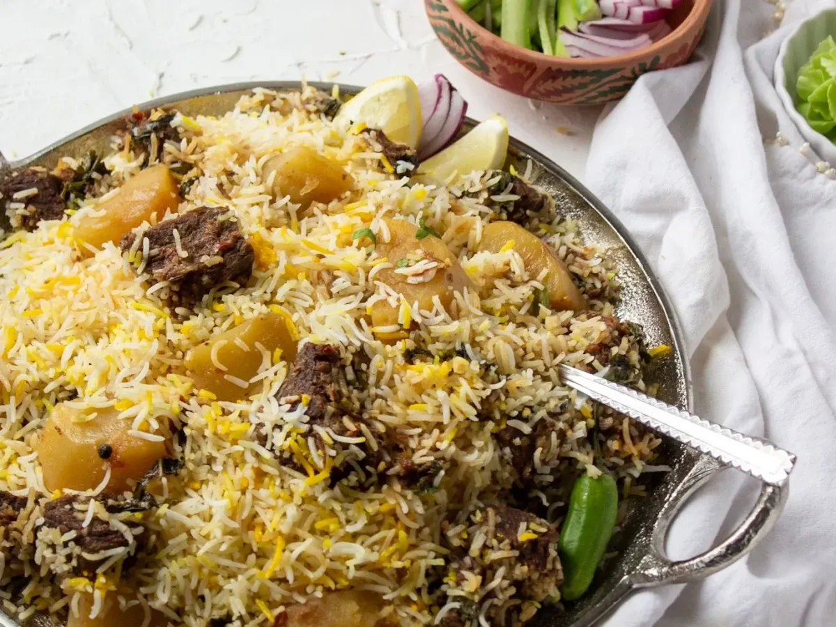 طرز تهیه بریونی گوشت معطر با ادویه ماسالا