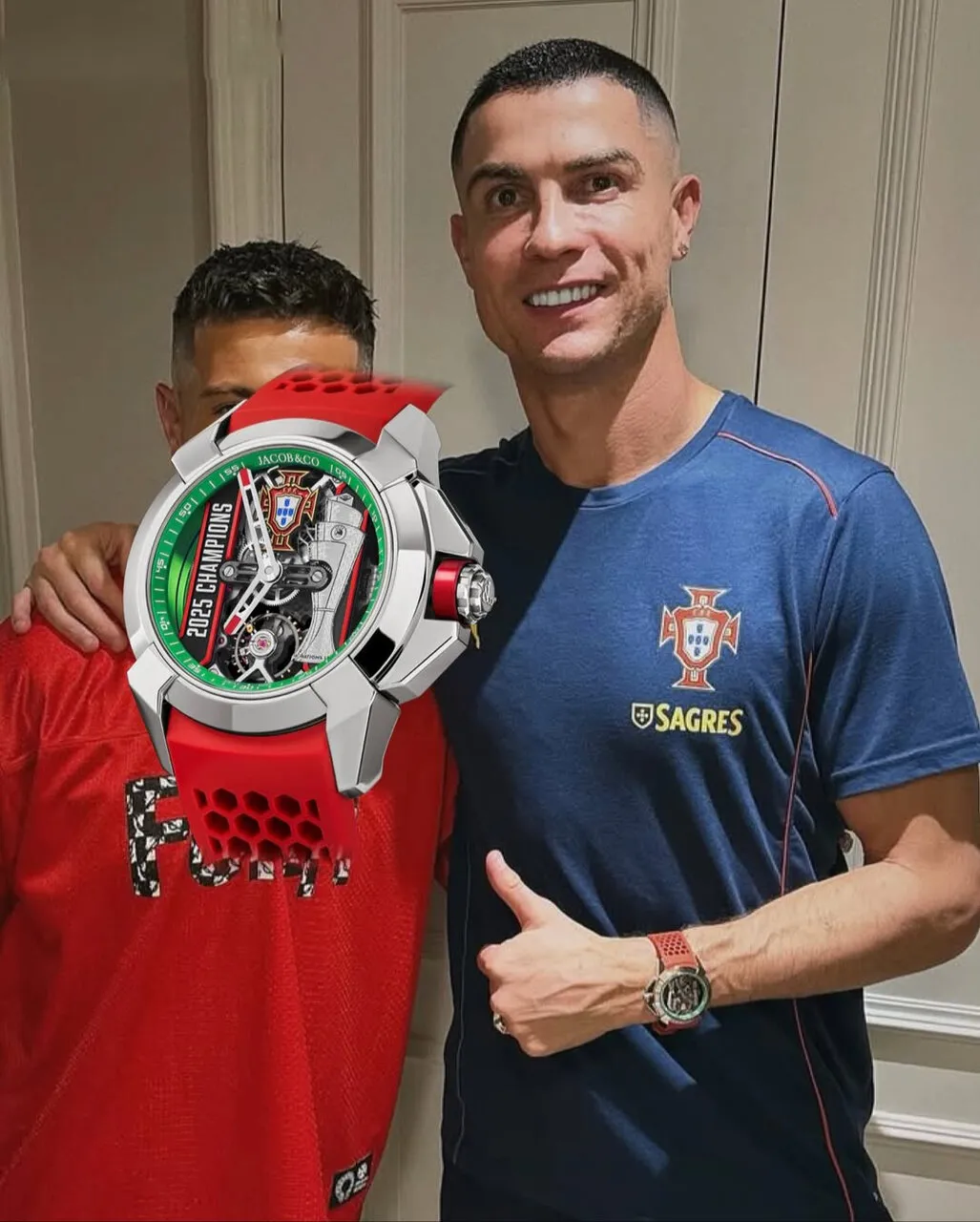 ساعت خاص رونالدو با طرح پرچم پرتغال