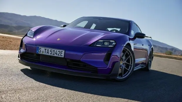 ۱۳ مورد از قدرتمندترین خودروهای سال ۲۰۲۵ 8 7 42