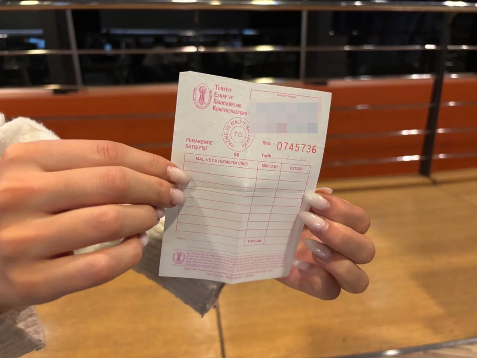 فروش غیرقانونی فاکتورهای تاکسی در سایتهای تبلیغاتی ترکیه