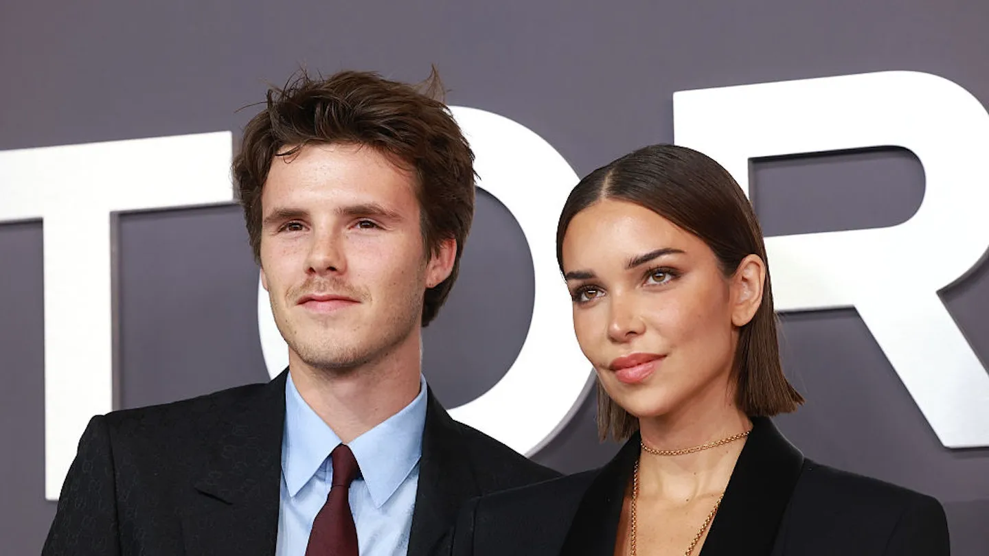 اجرای زنده کروز بکام پسر دیوید و ویکتوریا بکام