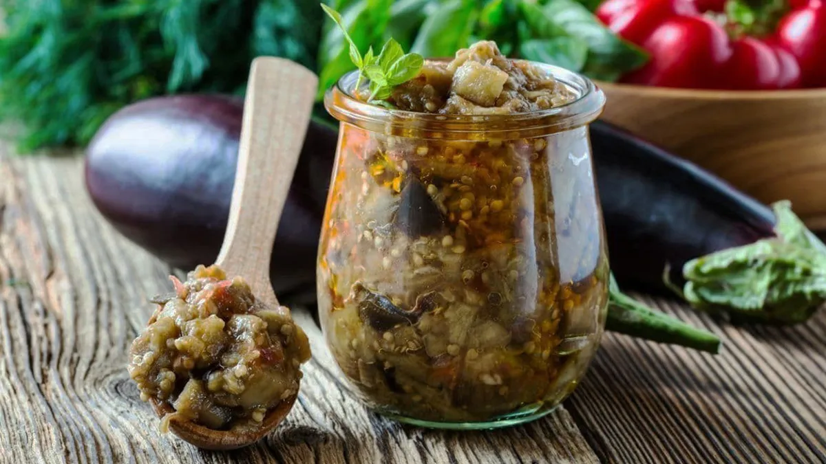 ترشی بادمجان مخلوط