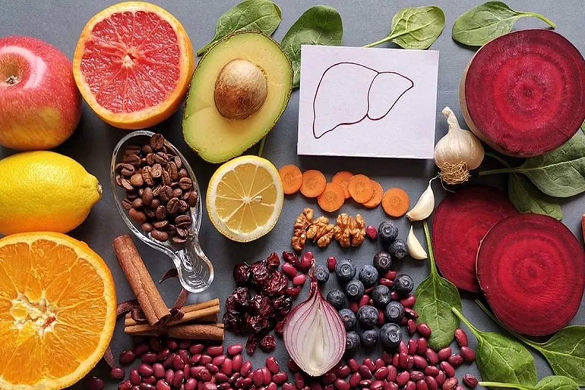 خطرات مصرف زیاد میوه در مبتلا شدن به کبد چرب