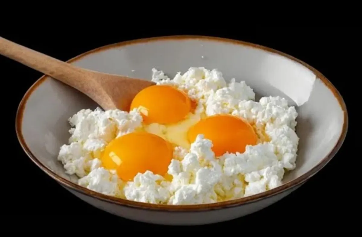 طرز تهیه صبحانه رستورانی با پنیر و تخم مرغ