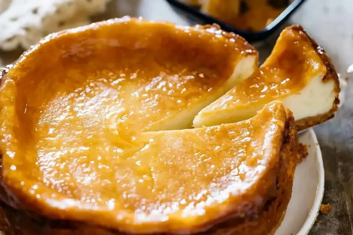 طرز تهیه چیز کیک تنوری با سس کارامل1