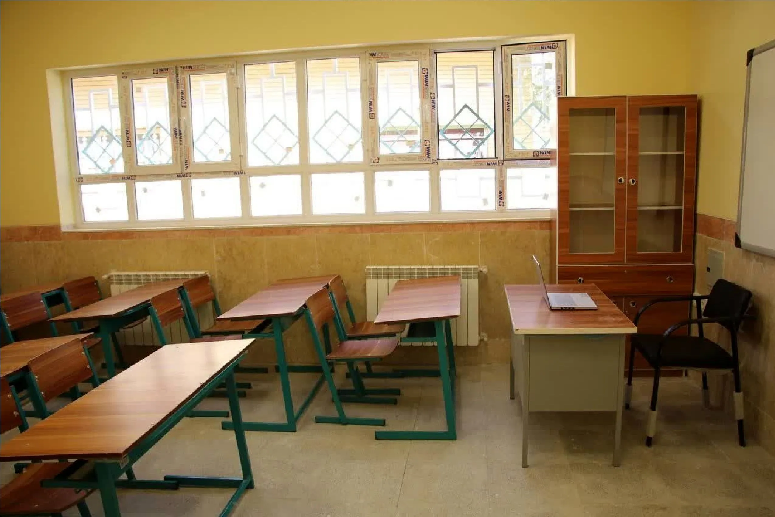 مدارس ابتدایی تهران سه‌شنبه و چهارشنبه مجازی شد