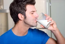 چرا خوردن شیر زیاد برای مردان خوب نیست؟