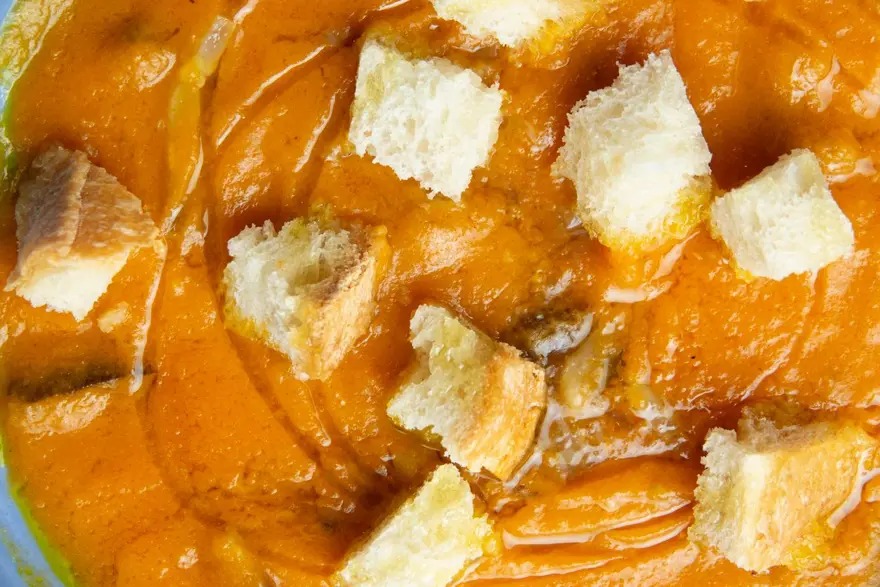 این «اَبرغذای پاییزی» فقط برای تزئین نیست! معجزه کدو حلوایی و دانههایش برای قلب و ایمنی بدن 1 کدو