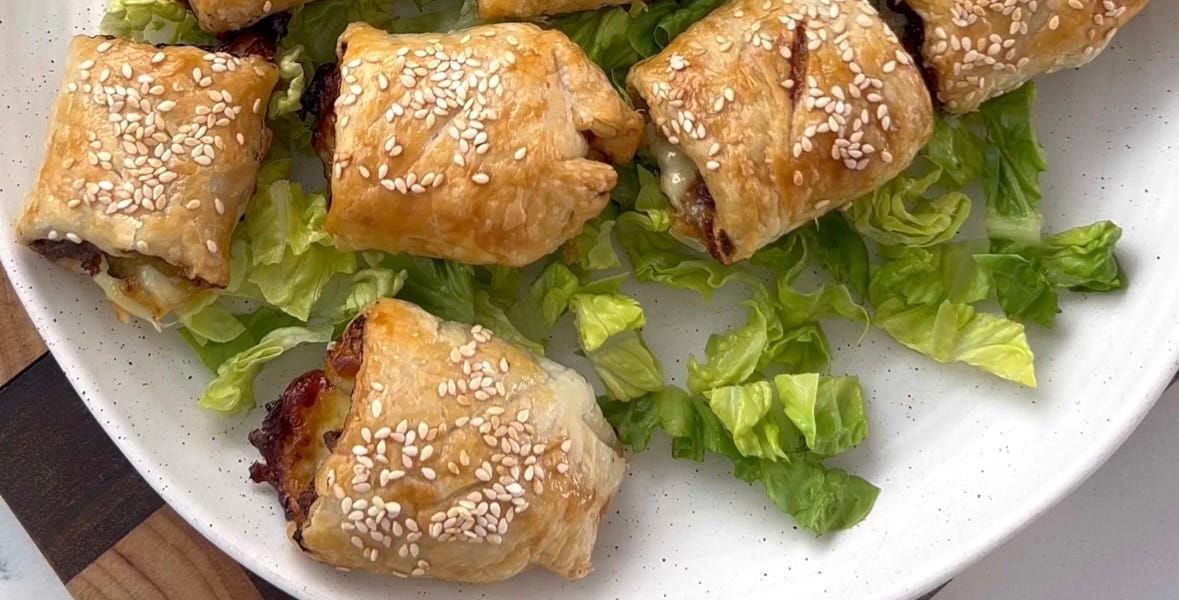 طرز تهیه پیراشکی ژامبون با خمیر هزارلا 3 1 97