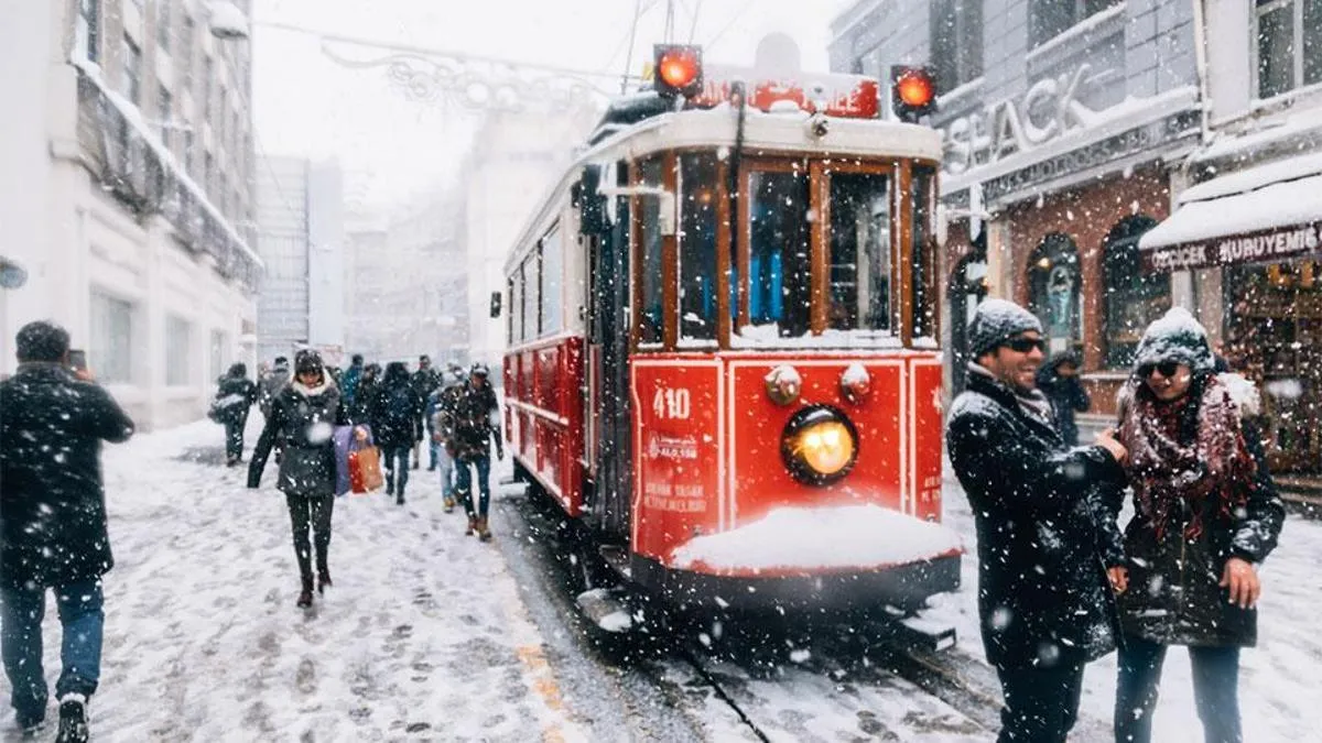 بارش برف در آغاز سال نو میلادی در ترکیه