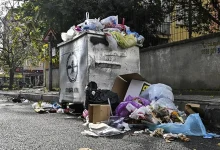 تجمع زباله در مالتپه استانبول به‌دنبال اعتصاب کارگران شهرداری