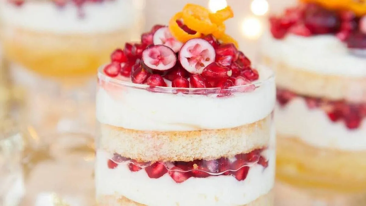 طرز تهیه ترایفل انار