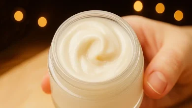 نحوه ساخت کرم جوان کننده صورت با کلاژن طبیعی (فیلم) 2 نحوه ساخت کرم جوان کننده صورت با کلاژن طبیعی