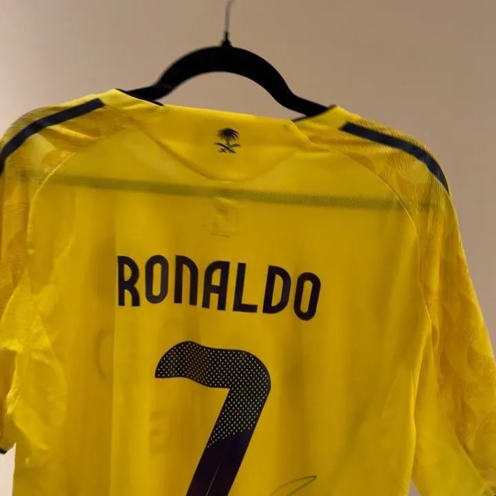 هدیه جالب رونالدو به همسر ژوزه مورایس سرمربی الوحده (+عکس) 3 هدیه جالب رونالدو به همسر ژوزه مورایس سرمربی الوحده 1