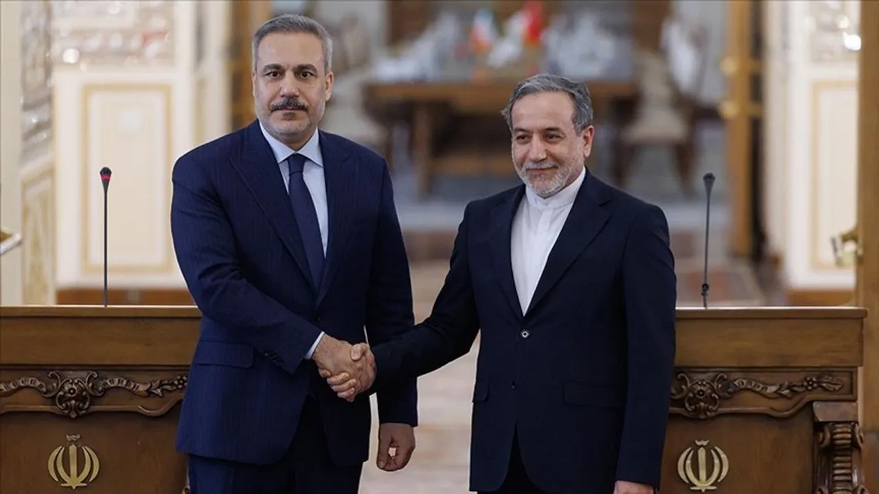 وزیر امور خارجه ایران فردا به ترکیه سفر میکند