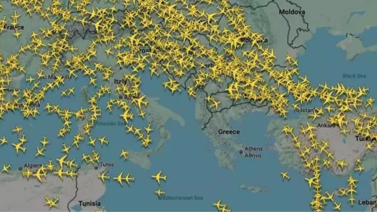 آشفتگی در فرودگاه‌های یونان؛ سامانه کنترل ترافیک هوایی از کار افتاد