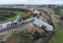 واژگونی اتوبوس مسافربری در آنتالیا